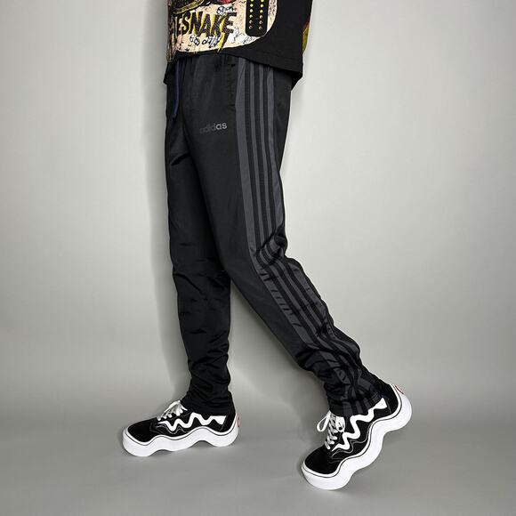 Adidas Sweatpants Jet Black Polyester 3 Stripes Grey Accents - Picture 1 of 4